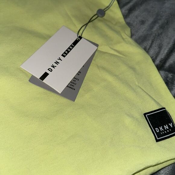 DKNY Sport Neon Yellow Tee T-shirt Shirt Top Crop Short Women’s Medium M NWT - Picture 2 of 5
